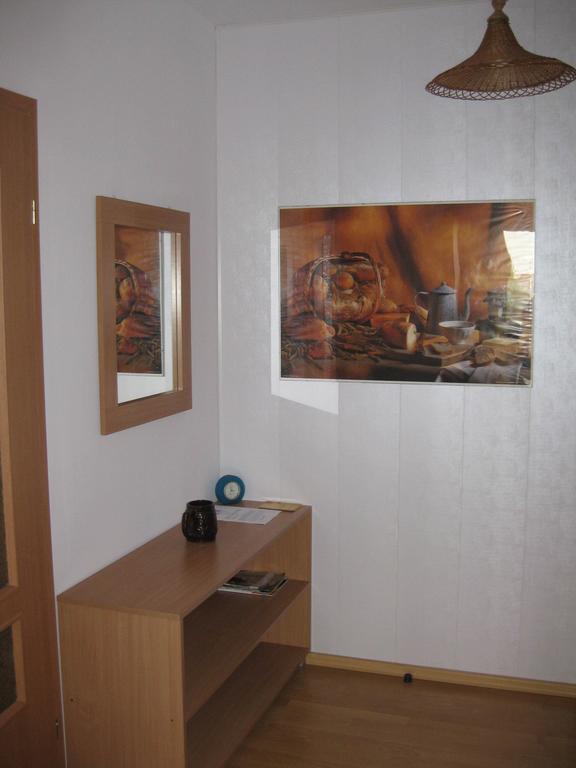 Pokoje Goscinne Pod Palmami Busko-Zdrój Esterno foto